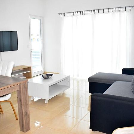 Lovely - Luxury 3 Bedrooms 500M From The Beach. Santa Maria Kültér fotó